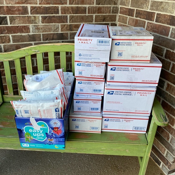 Meet your Posher, Jennifer - Picture 8 of 8